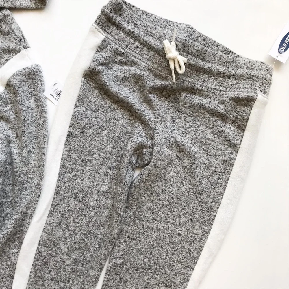 Old Navy NWT plush hoodie/jogger sets XS(5T)/S(6Y)